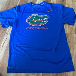 Nike Dri Fit Gators shirt medium! Game day ready